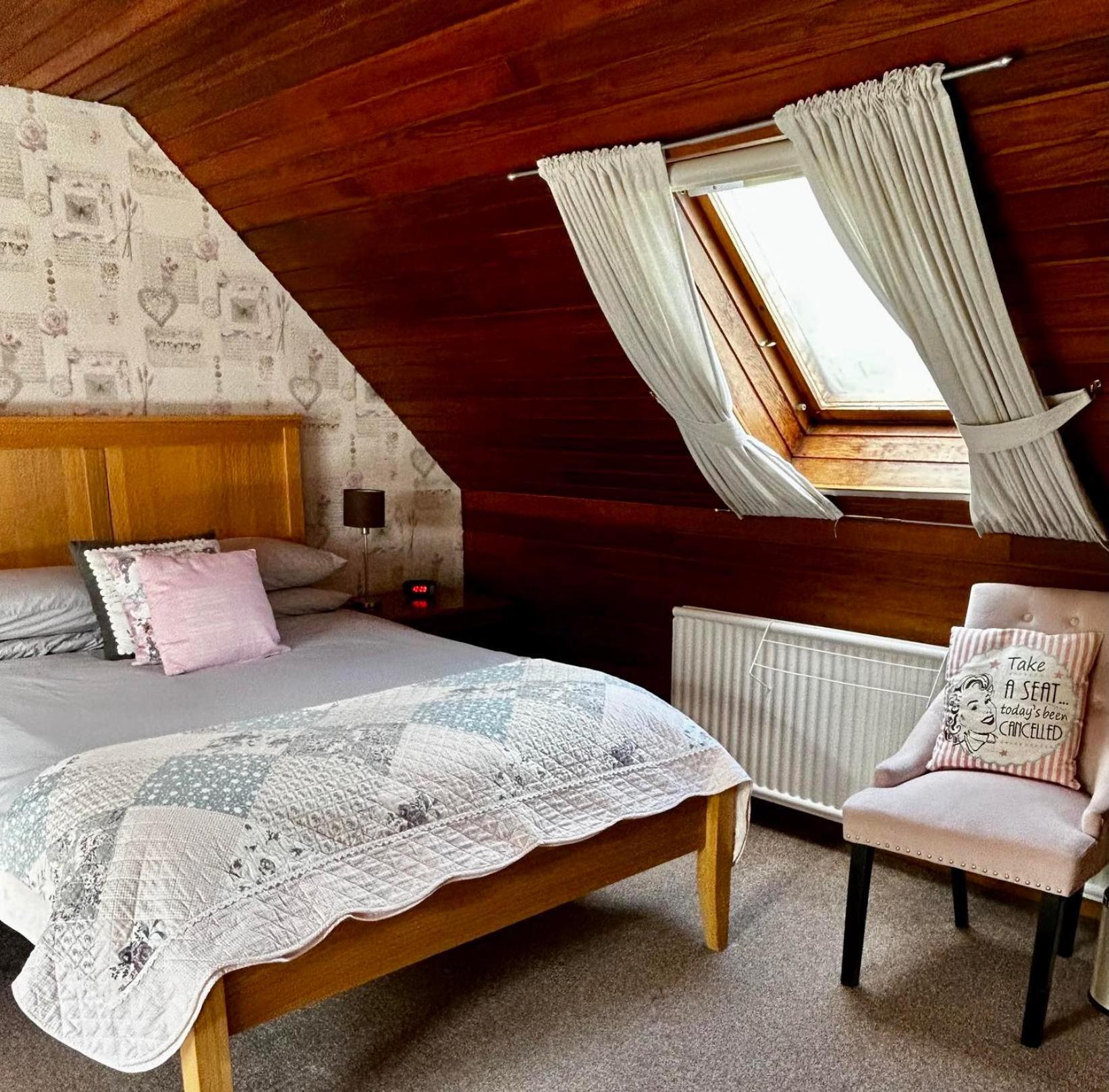 אבימור Dunroamin Bed And Breakfast מראה חיצוני תמונה