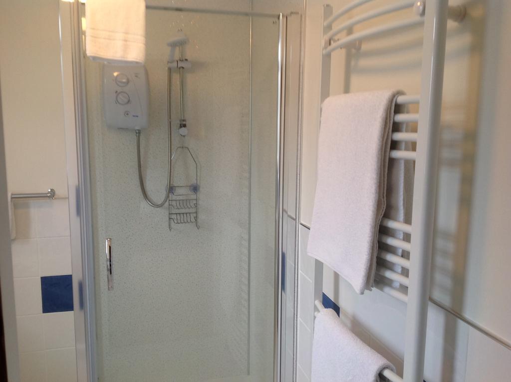 אבימור Dunroamin Bed And Breakfast מראה חיצוני תמונה
