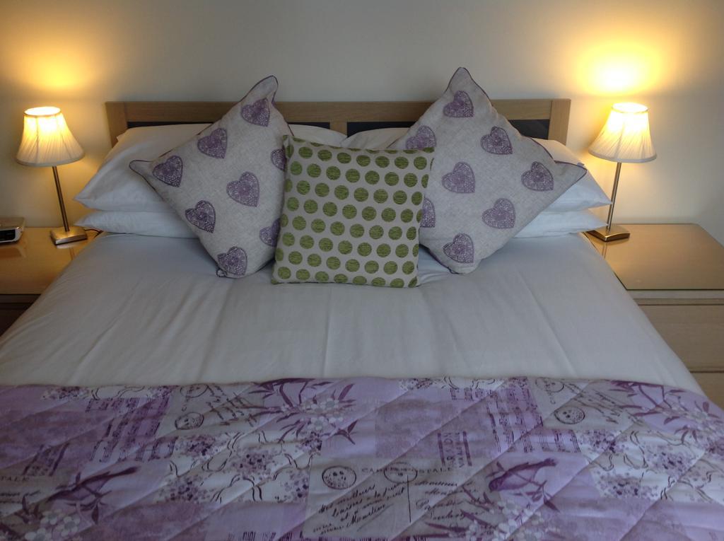 אבימור Dunroamin Bed And Breakfast מראה חיצוני תמונה