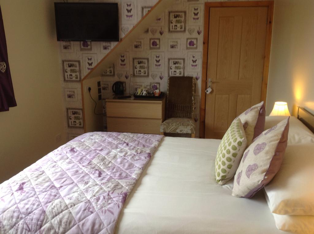 אבימור Dunroamin Bed And Breakfast מראה חיצוני תמונה
