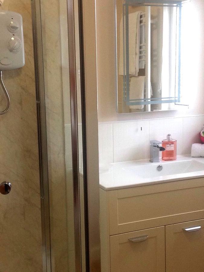 אבימור Dunroamin Bed And Breakfast מראה חיצוני תמונה